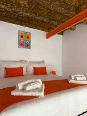 CARLO'S Guest House